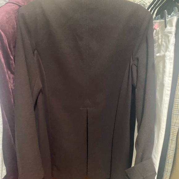 New never worn Legacy Topper by Cabi no animals or smoke home - Picture 5 of 7